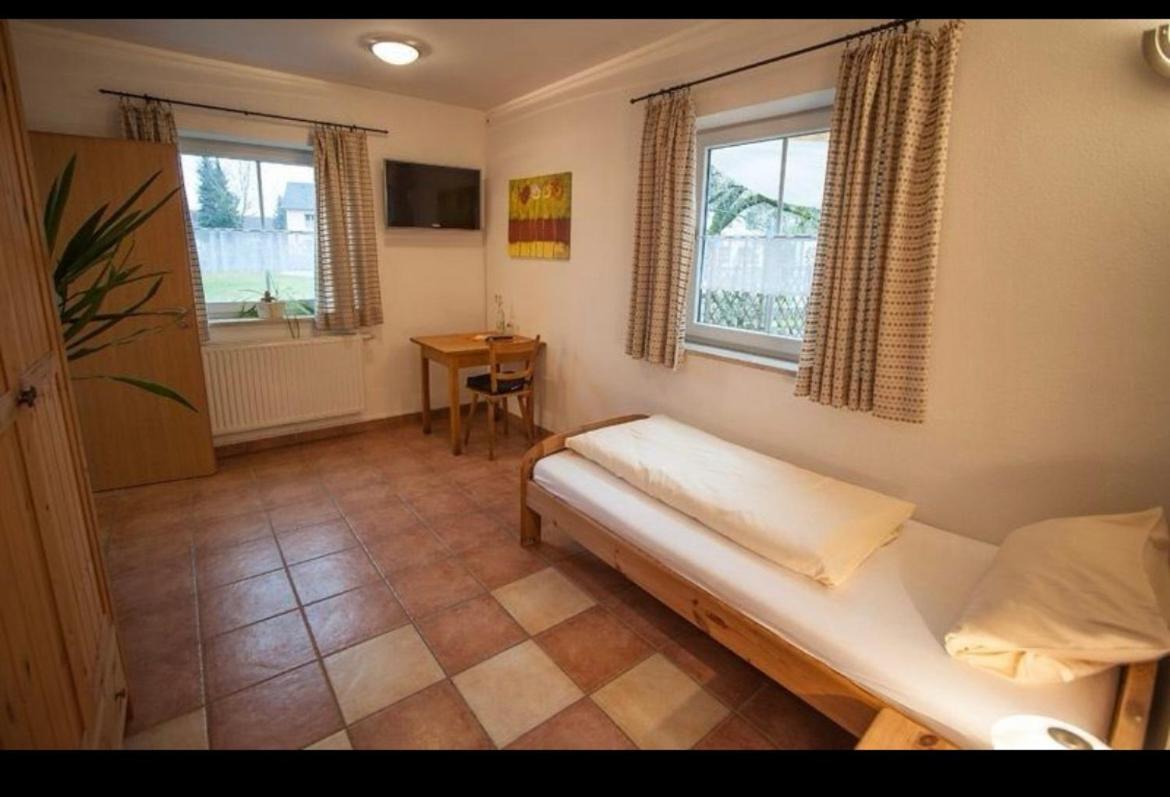 Geesthachter Hof Hotel ภายนอก รูปภาพ